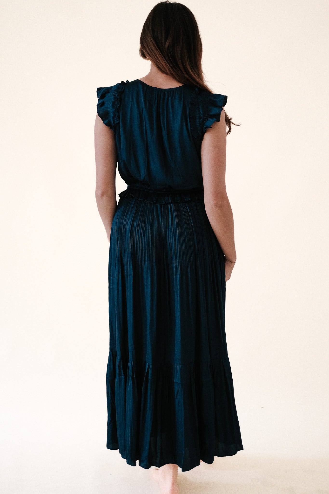 Current Air Ursula Ruffled Flutter Sleeve Midi Dress (Navy)