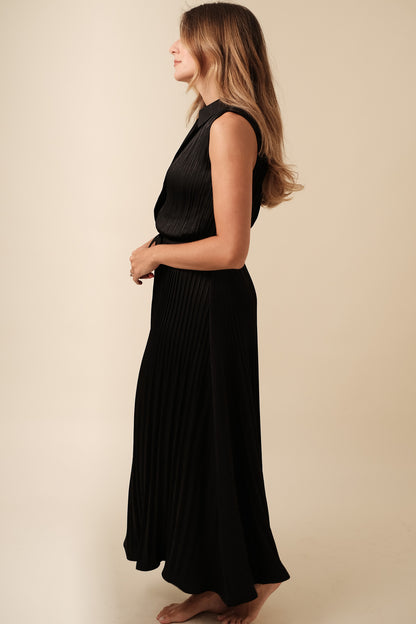 Current Air Vivian Plisse Buttoned Midi Dress (Black)