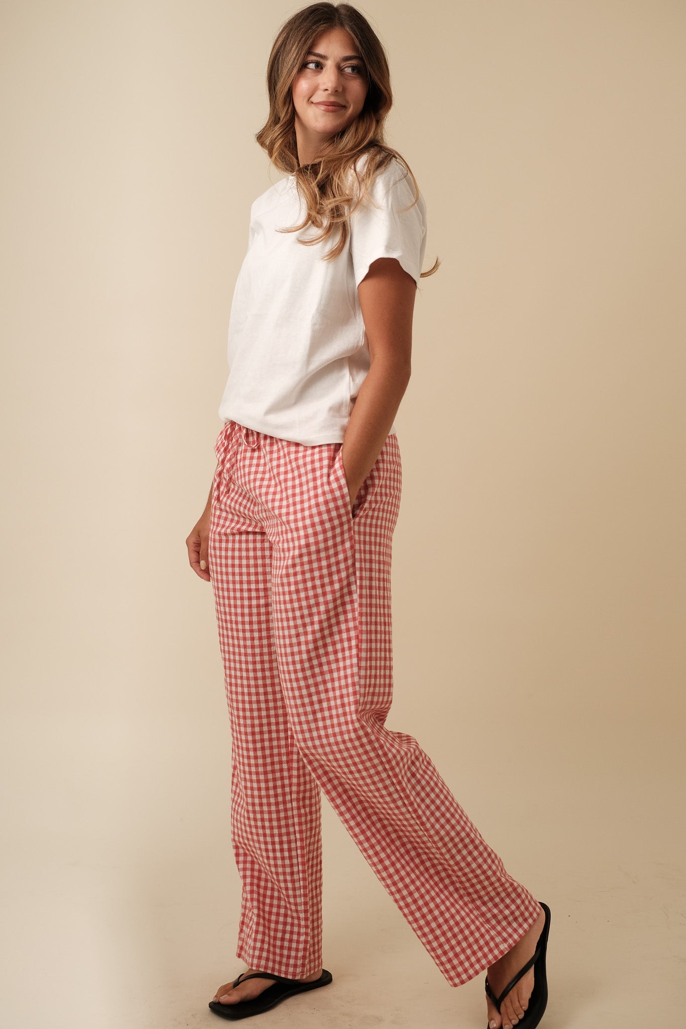 Things Between Winifred Gingham Cotton Relaxed Pants (Red)