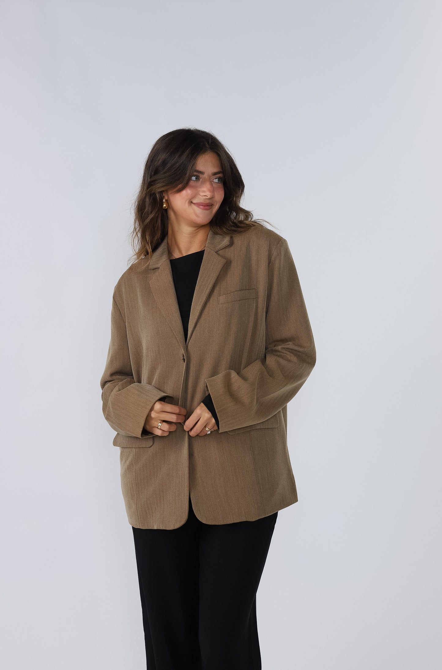 Kerry Oversized Herringbone Blazer (Khaki)