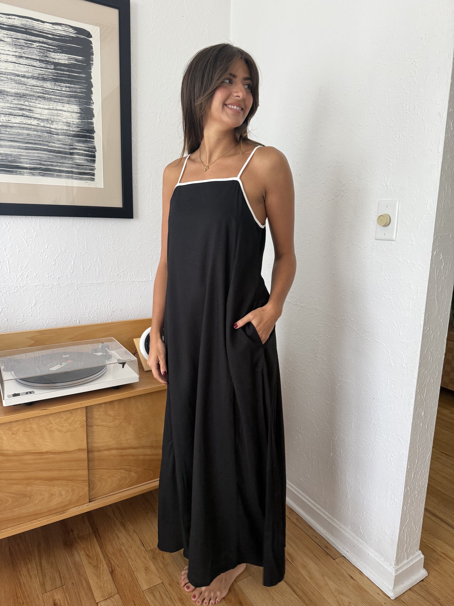 Things Between Giana Linen Sleeveless Maxi Dress (Black)