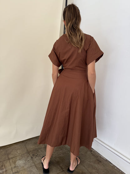 Madeline Cotton Wrap Short Sleeve Midi Dress (Brown)