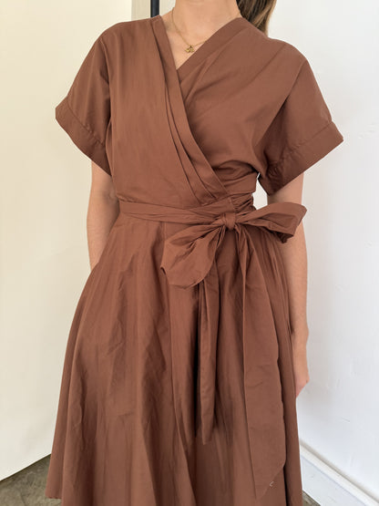 Madeline Cotton Wrap Short Sleeve Midi Dress (Brown)