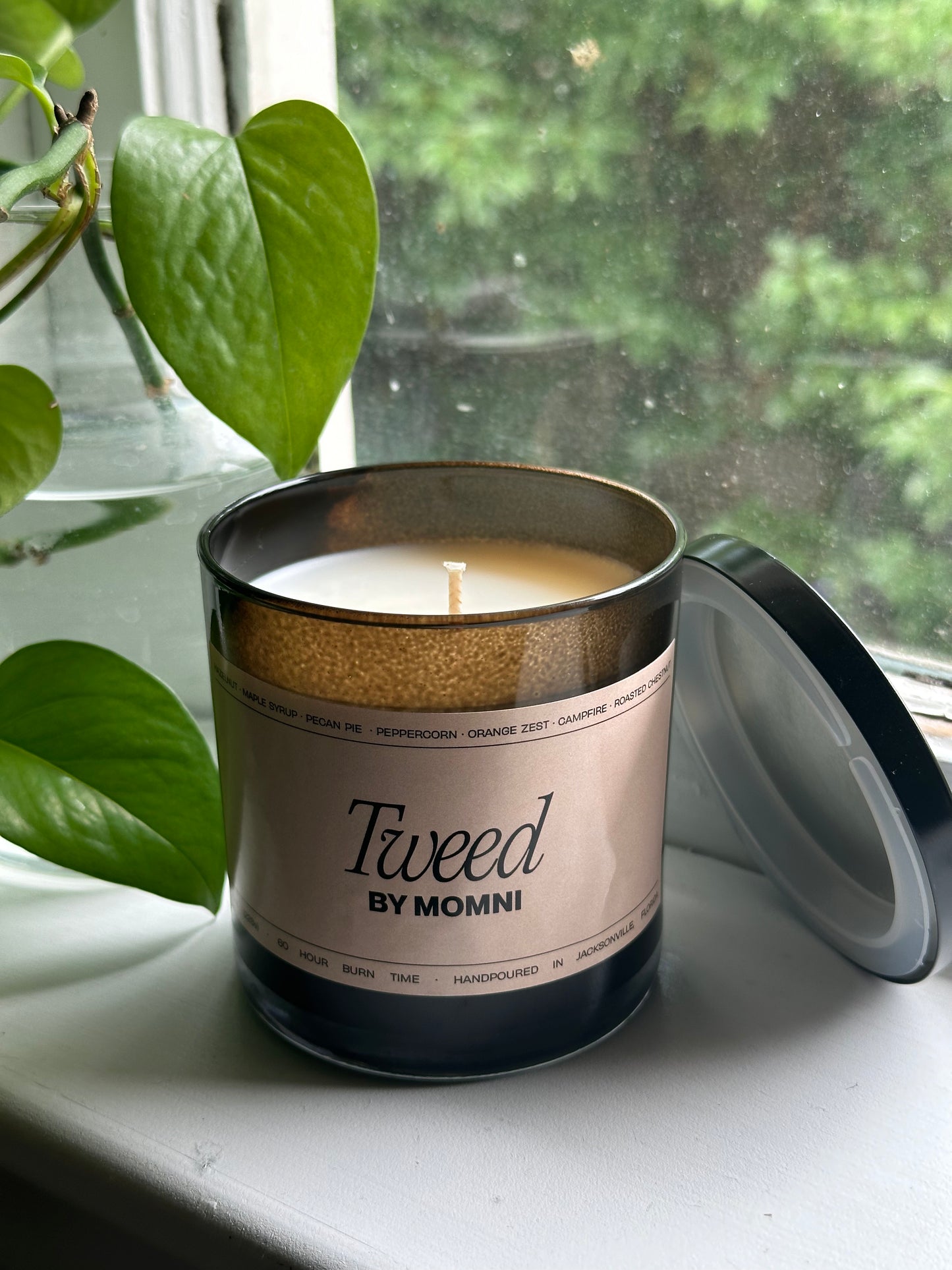 Momni Tweed Candle