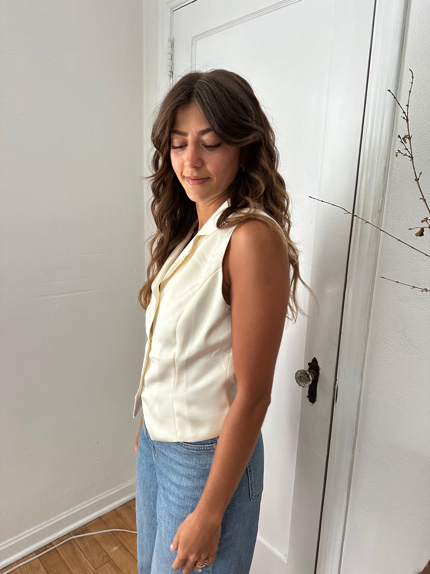 Needii Ellie Cream Satin Buttoned Sleeveless Vest Top