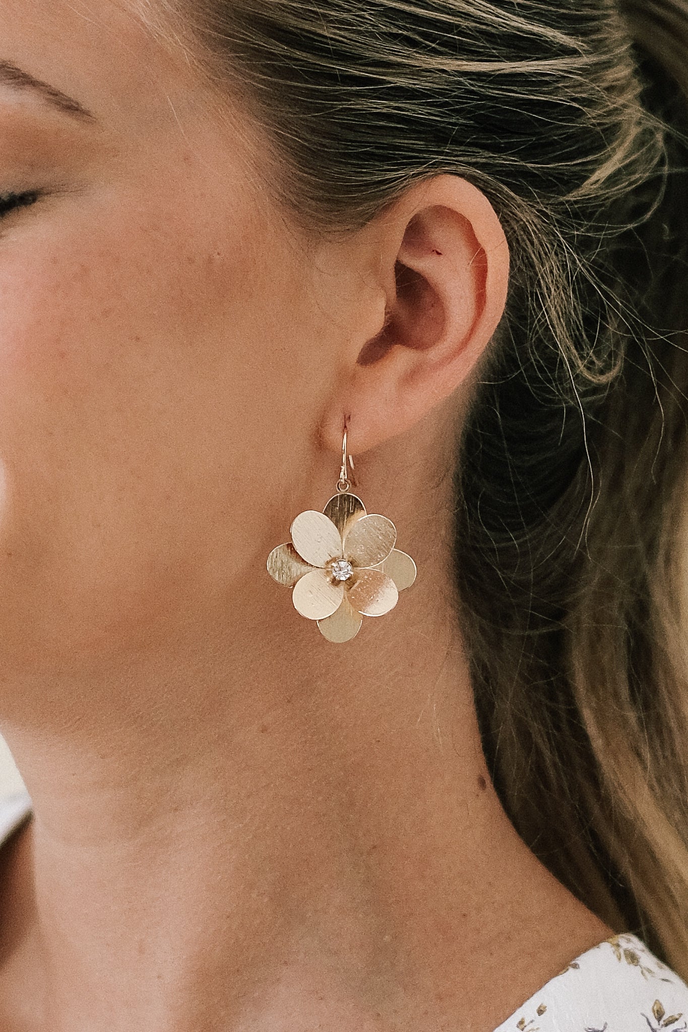 Floral hot sale drop earrings